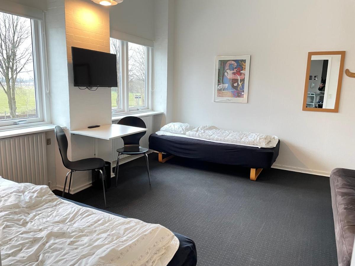 Rooms For Rent Andersen Invest Skjern Bagian luar foto